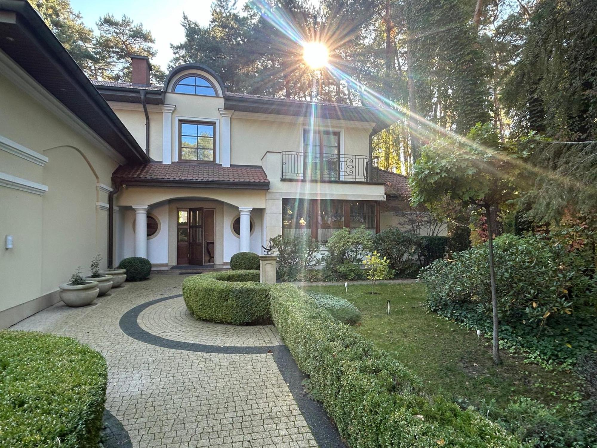 Luxury Villa Indoor Pool Warsaw Magdalenka Buitenkant foto